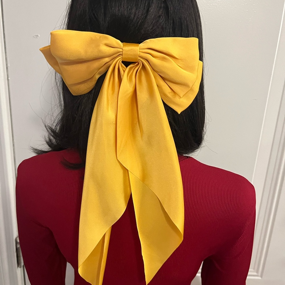 Elegant Yellow Hair Bow